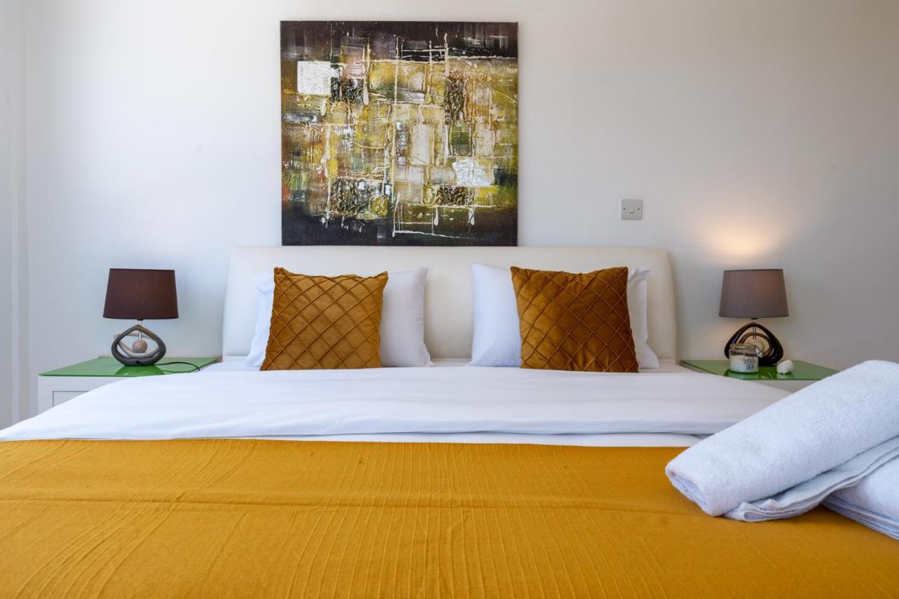 Lime 3-Bedroom Villa In プロタラス エクステリア 写真