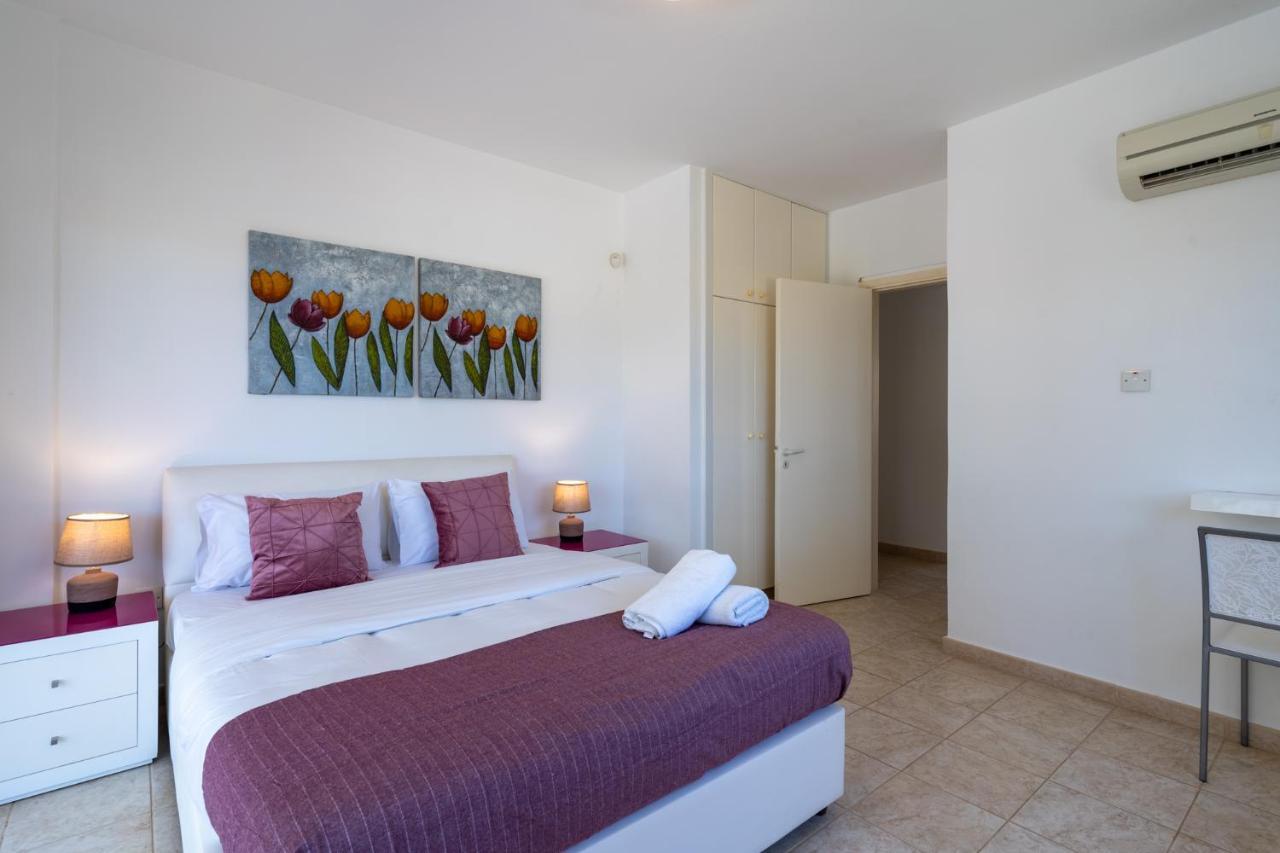 Lime 3-Bedroom Villa In プロタラス エクステリア 写真