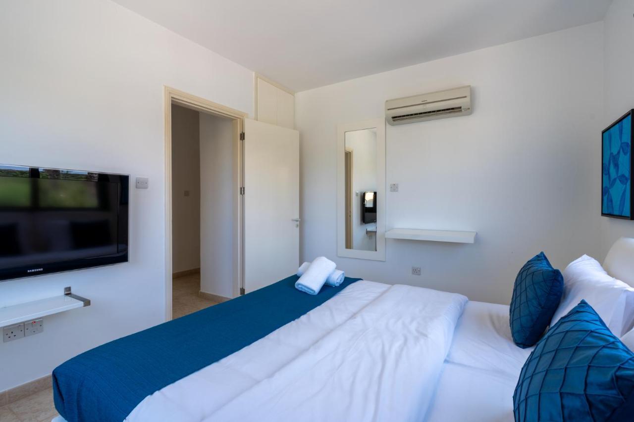 Lime 3-Bedroom Villa In プロタラス エクステリア 写真
